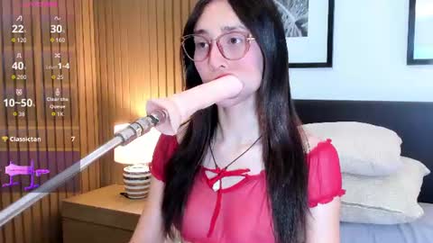 Bella  online show from 24, 6, 2026
