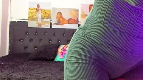 Snapshot of doll_celeste19 chatting on 2, 1, 2025 C E L E S T E online show from 2, 1, 2025