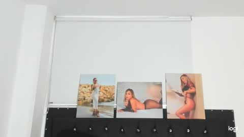 Snapshot of doll_celeste19 chatting on 8, 1, 2025 C E L E S T E online show from 8, 1, 2025