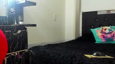 Snapshot of doll_celeste19 chatting on 1, 2, 2025 C E L E S T E online show from 1, 2, 2025