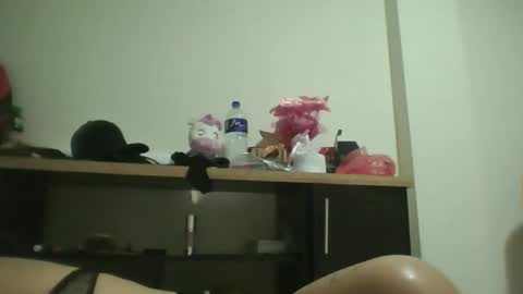 doll_dollys_ online show from 26, 3, 2026