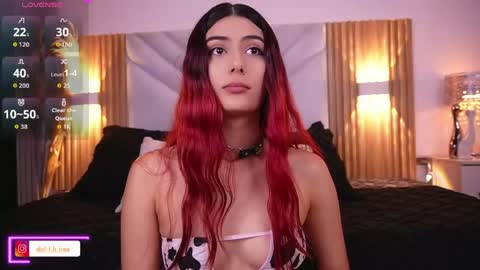 doll_kira_ online show from 1, 5, 2026
