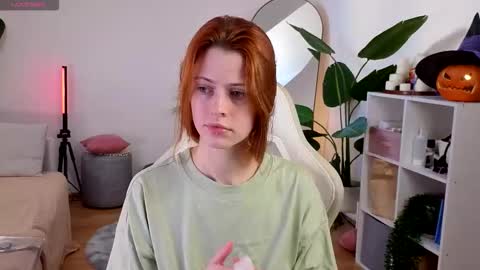 Your doll Lesli online show from 23, 10, 2025