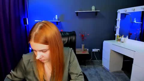 doll_vey online show from 6, 3, 2025