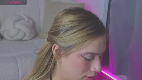 Snapshot of dollfaceink chatting on 17, 3, 2026 DollFaceInk online show from 17, 3, 2026