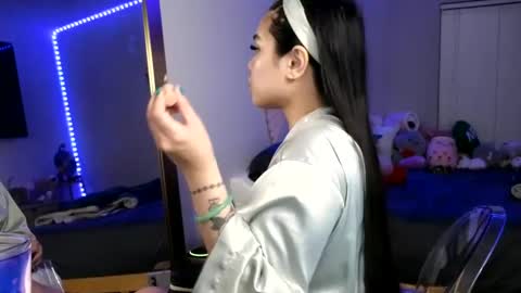 Snapshot of dolllface chatting on 29, 12, 2024 DOLLLFACE online show from 29, 12, 2024