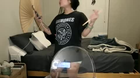 Snapshot of dolllface chatting on 31, 12, 2024 DOLLLFACE online show from 31, 12, 2024