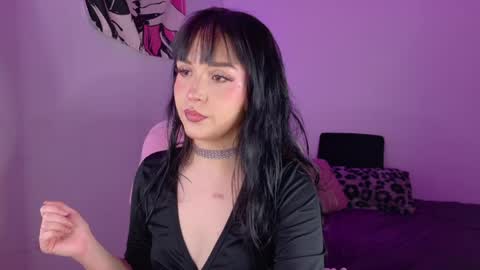 Snapshot of dollmeow chatting on 31, 5, 2026 Isabela Independet model 3 online show from 31, 5, 2026