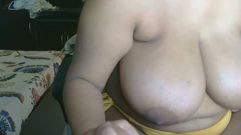 dolly_2 online show from 12, 3, 2026