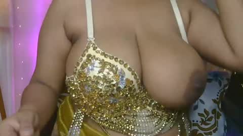 Snapshot of dolly_2 chatting on 7, 7, 2026 dolly_2 online show from 7, 7, 2026