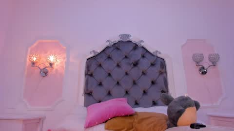 dolly_kitter online show from 30, 4, 2026