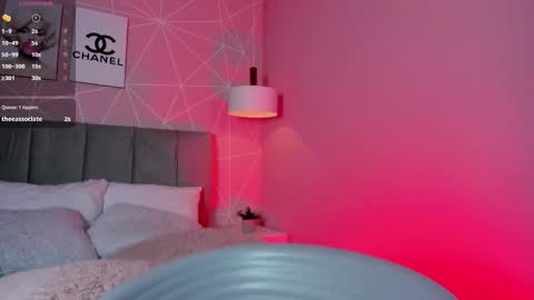 Call me Zoe  online show from 5, 12, 2025