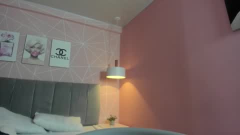 Call me Zoe  online show from 8, 1, 2026