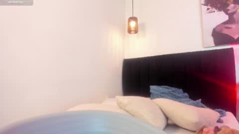Call me Zoe  online show from 30, 7, 2026