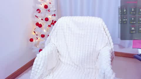 Snapshot of dollyemy chatting on 24, 12, 2024 Emily new inst justmilyyy online show from 24, 12, 2024