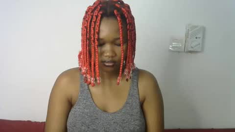 Snapshot of dollyplum chatting on 3, 10, 2025 Cushey online show from 3, 10, 2025