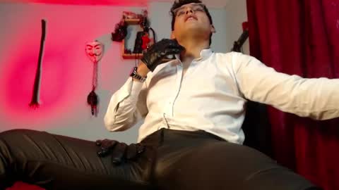 Diego Castell online show from 9, 9, 2025