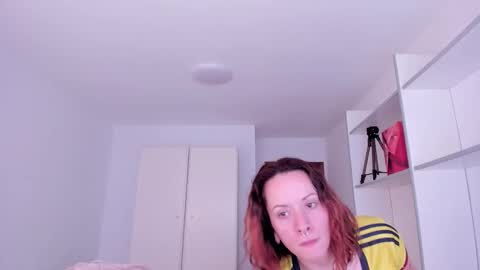 Snapshot of domina_deivis chatting on 8, 10, 2025 I WILL BE BACK ON WEDNESDAY DECEMBER 4 0100AM COLOMBIA TIME online show from 8, 10, 2025