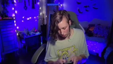 Bigbearnbunnyboy online show from 27, 10, 2025