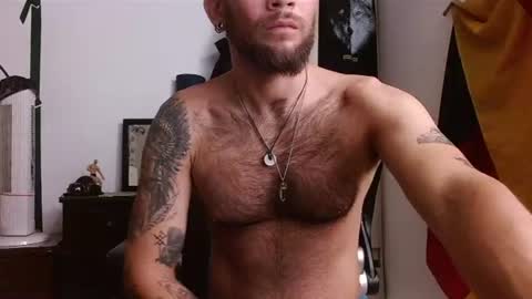 Logan - INDEPENDET MODEL online show from 25, 6, 2026