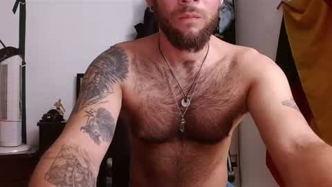 Logan - INDEPENDET MODEL online show from 8, 7, 2026