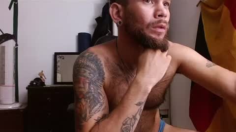 Logan - INDEPENDET MODEL online show from 17, 7, 2026
