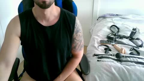 DominatedTitan online show from 25, 4, 2026