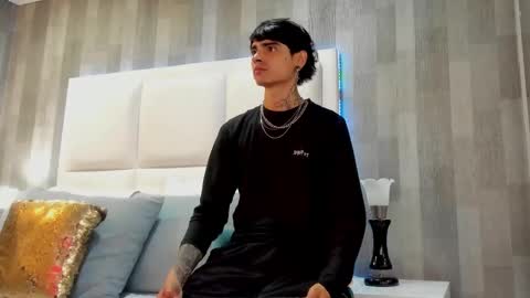 Dominic foox online show from 11, 2, 2026