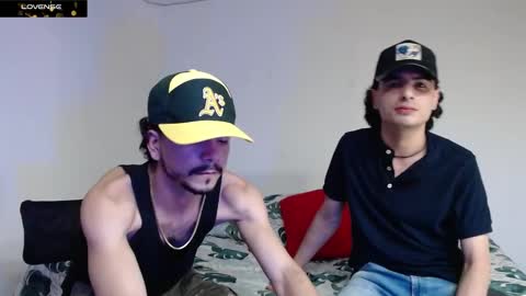 Snapshot of dominic_hanks chatting on 12, 9, 2025 DOMINIC AND ANDREW online show from 12, 9, 2025