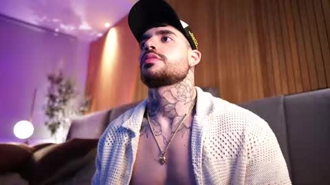 Dominic Sullivan online show from 3, 3, 2025