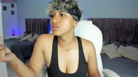 Snapshot of dominick_joness chatting on 19, 1, 2025 Dominick online show from 19, 1, 2025