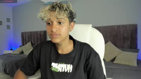 Snapshot of dominick_joness chatting on 20, 1, 2025 Dominick online show from 20, 1, 2025