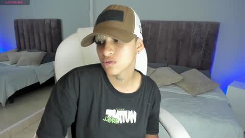 Snapshot of dominick_joness chatting on 21, 1, 2025 Dominick online show from 21, 1, 2025