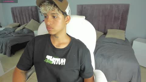 Snapshot of dominick_joness chatting on 24, 1, 2025 Dominick online show from 24, 1, 2025