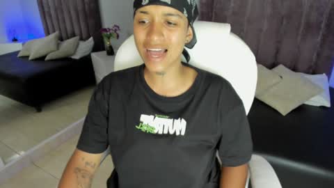 Snapshot of dominick_joness chatting on 29, 1, 2025 Dominick online show from 29, 1, 2025