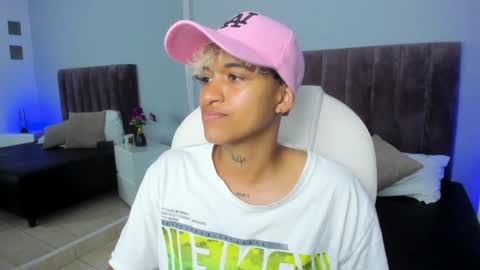 Snapshot of dominick_joness chatting on 8, 2, 2025 Dominick online show from 8, 2, 2025