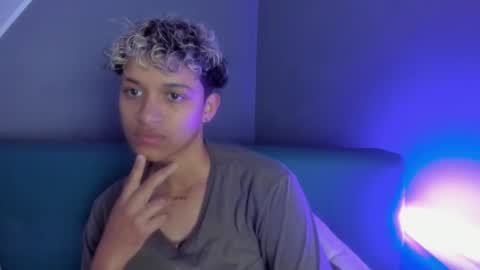 Snapshot of dominick_joness chatting on 28, 2, 2025 Dominick online show from 28, 2, 2025