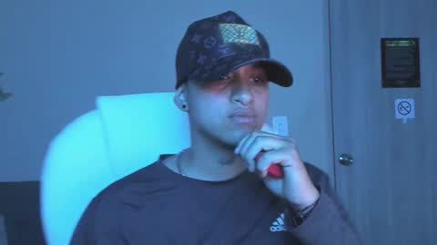 Snapshot of dominick_joness chatting on 6, 10, 2025 Dominick online show from 6, 10, 2025