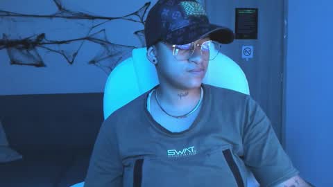 Snapshot of dominick_joness chatting on 7, 10, 2025 Dominick online show from 7, 10, 2025