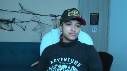 Snapshot of dominick_joness chatting on 18, 10, 2025 Dominick online show from 18, 10, 2025