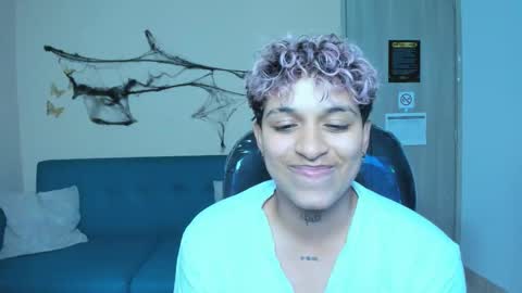 Snapshot of dominick_joness chatting on 31, 10, 2025 Dominick online show from 31, 10, 2025