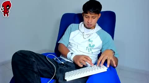  Dominic  online show from 29, 4, 2026
