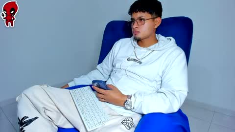  Dominic  online show from 5, 5, 2026