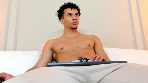 Dominick Star online show from 21, 12, 2024
