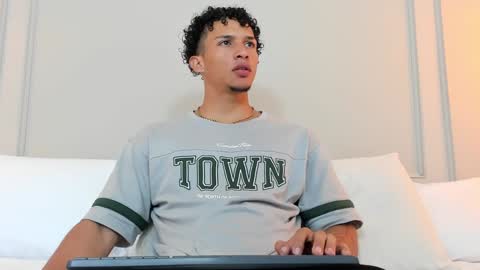 Dominick Star online show from 29, 12, 2024