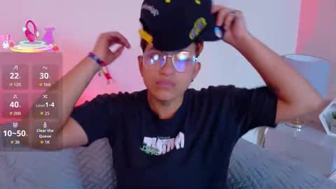 Snapshot of dominickjoness chatting on 22, 3, 2026 dominickjoness online show from 22, 3, 2026