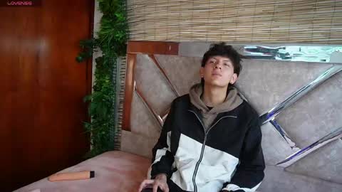 Snapshot of dominik_across chatting on 25, 3, 2026 Dominik online show from 25, 3, 2026