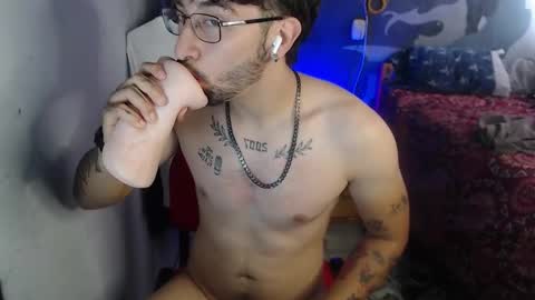 Snapshot of dominus_kane chatting on 4, 11, 2025 dominus_kane online show from 4, 11, 2025