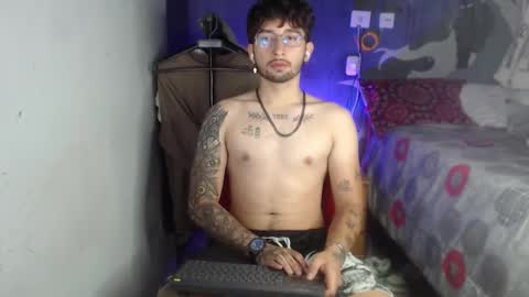 Snapshot of dominus_kane chatting on 13, 11, 2025 dominus_kane online show from 13, 11, 2025