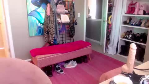 DommeTomorrow online show from 27, 1, 2025